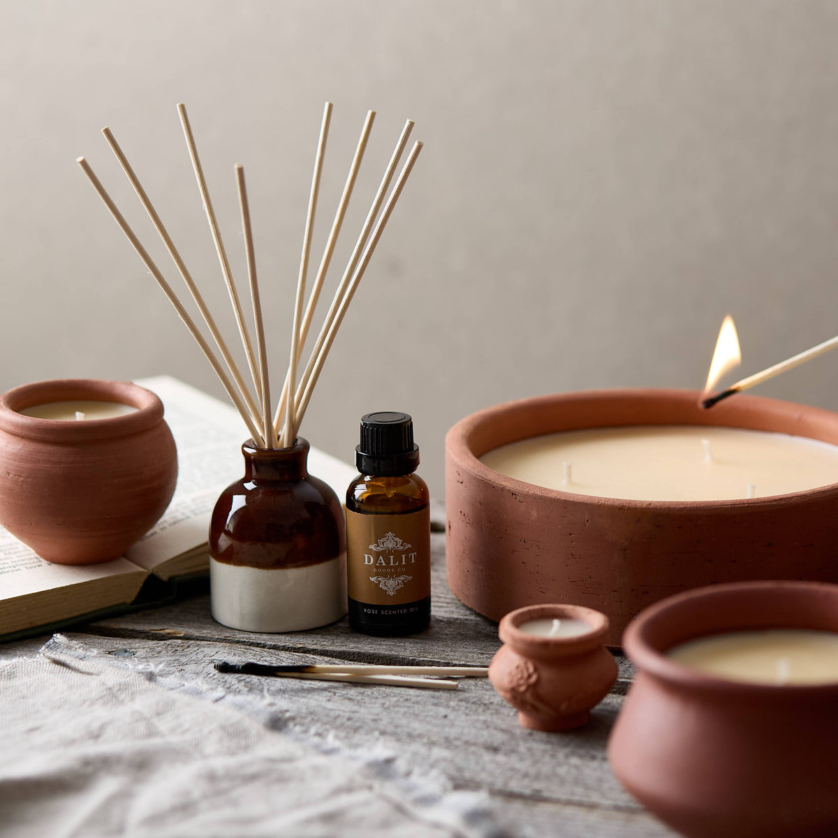 Coconut Scented 3 Wick Terracotta Candle | Alok