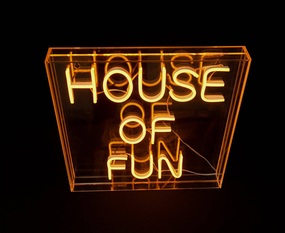 HOUSE OF FUN Lightbox