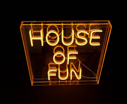 HOUSE OF FUN Lightbox