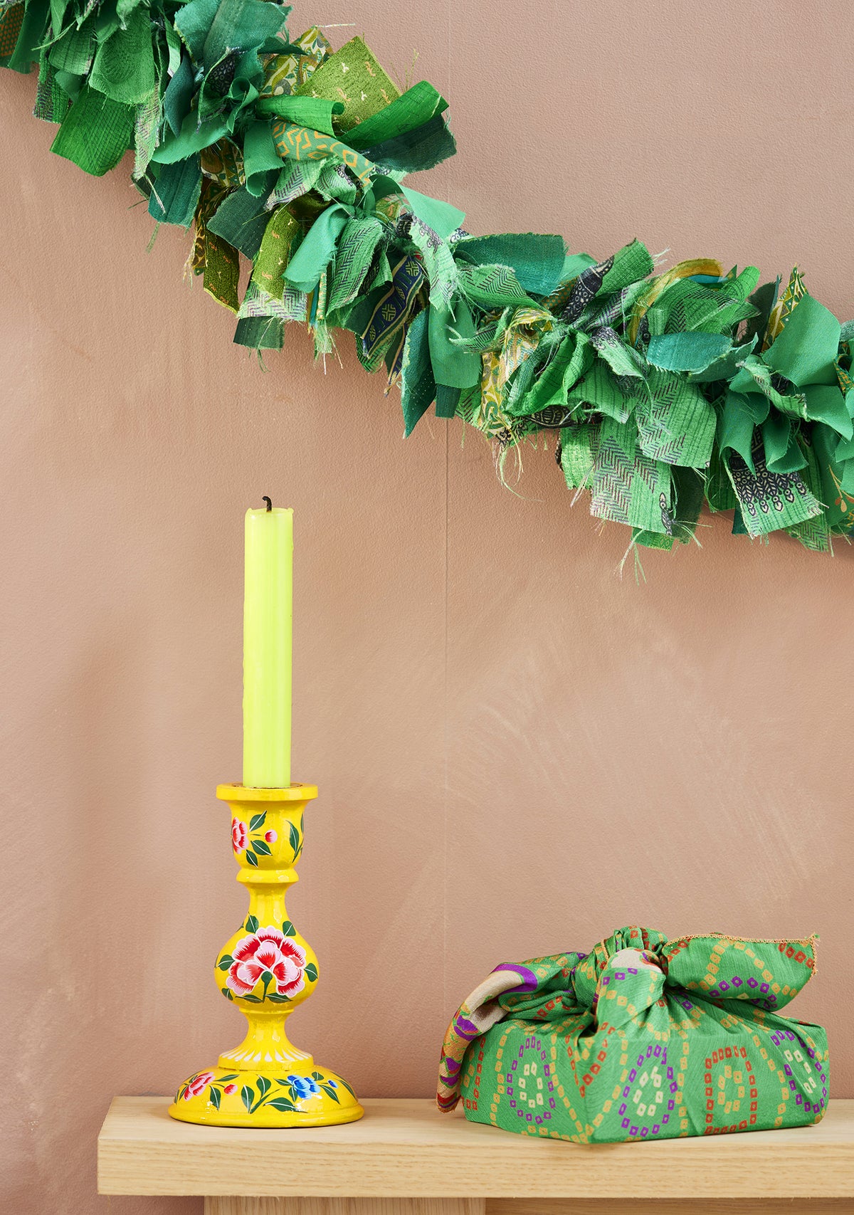 green eco tinsel