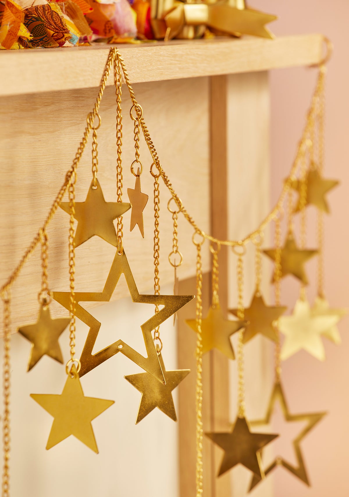 Star Garland Gold