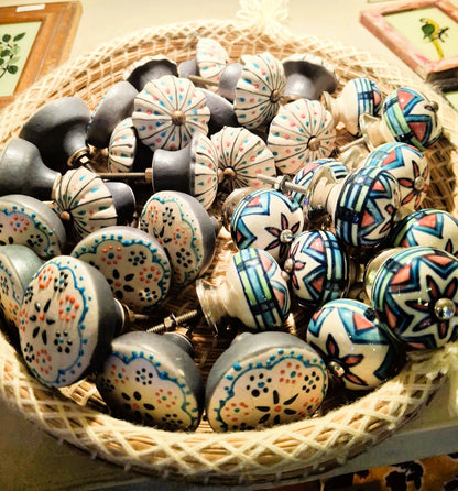 Knobs: Ceramic Door or Drawer Knobs